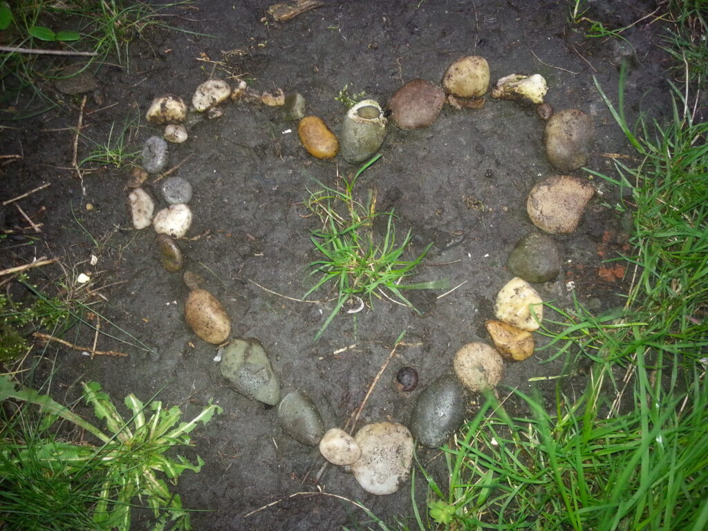 Stenen hart - dag van de Aarde. bodyandmind.amsterdam 